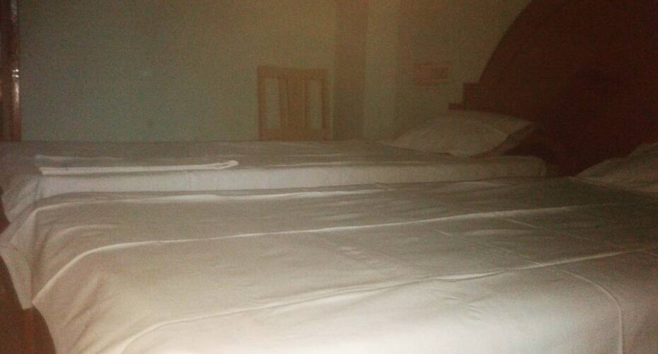 Hotel AKMG Lodge AC, Dindigul 4
